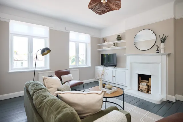 Brixton Hill, London, SW2