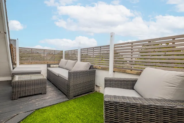 Oak Hill Road, Surbiton, KT6