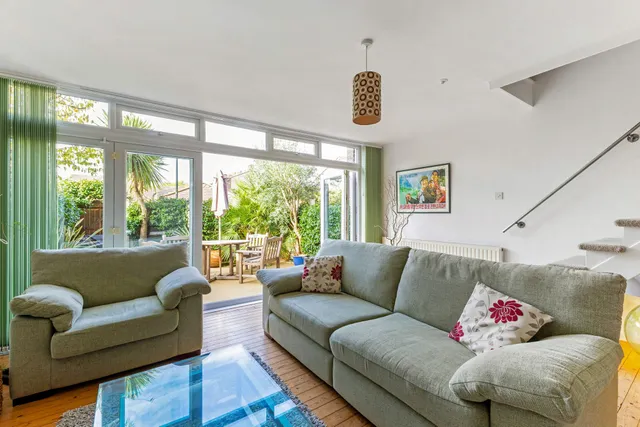 Delawyk Crescent, London, SE24