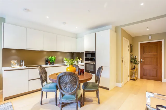 Broom Road, Teddington, TW11