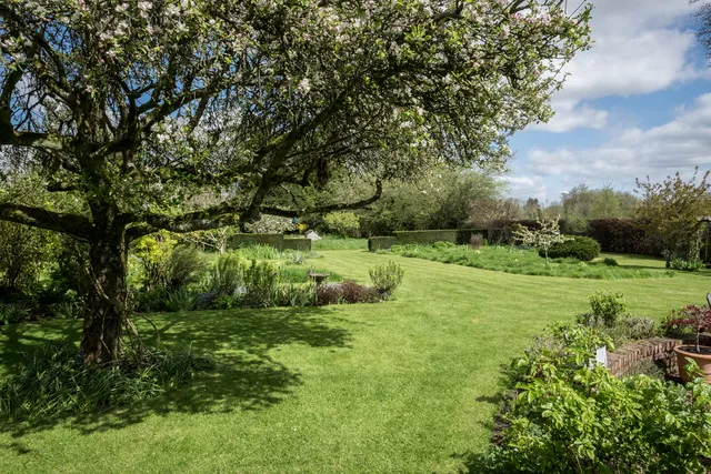Chawton, Hampshire, GU34