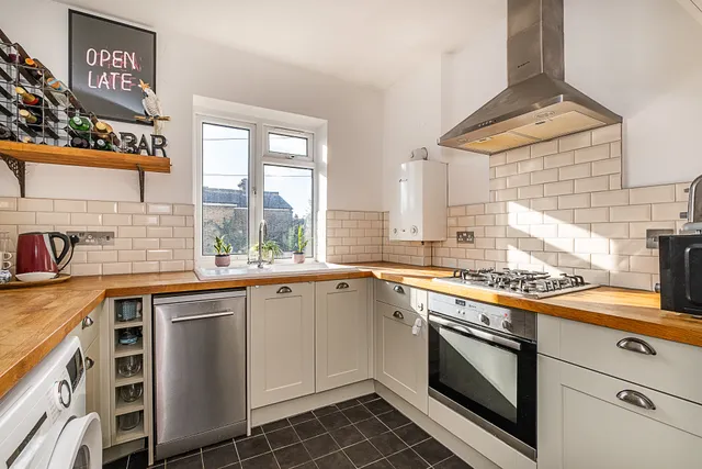Thorpe Road, Kingston Upon Thames, KT2