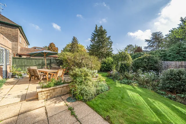 Kerves Lane, Horsham, RH13