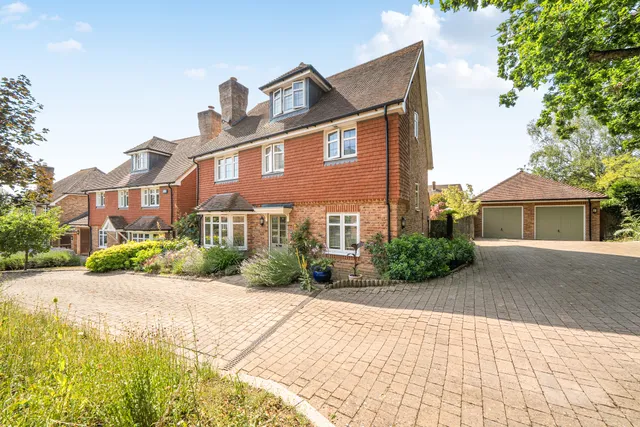 Maple Close, Tonbridge, TN10