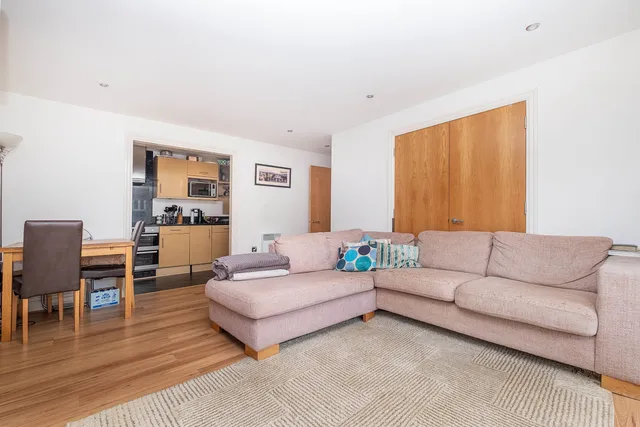 Seven Kings Way, Kingston Upon Thames, KT2