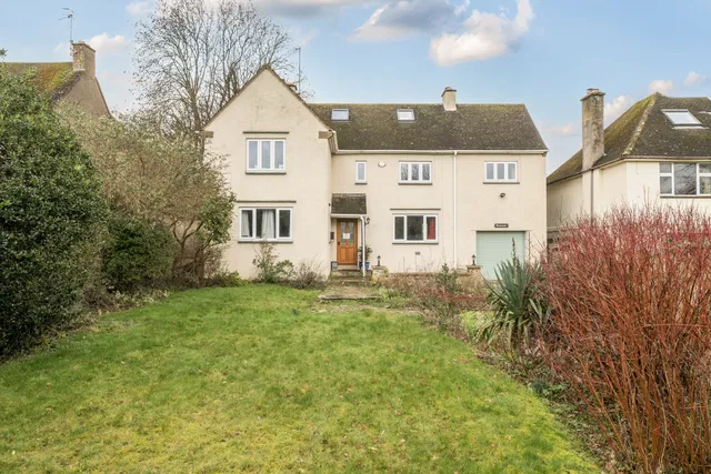 Foxmoor Lane, Stroud, GL5