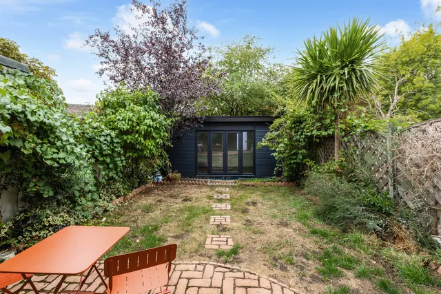 South Vale, Harrow, HA1