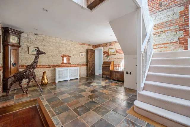 Frith End, Nr Farnham, GU35