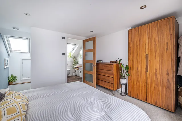 Alfred Road, Kingston Upon Thames, KT1