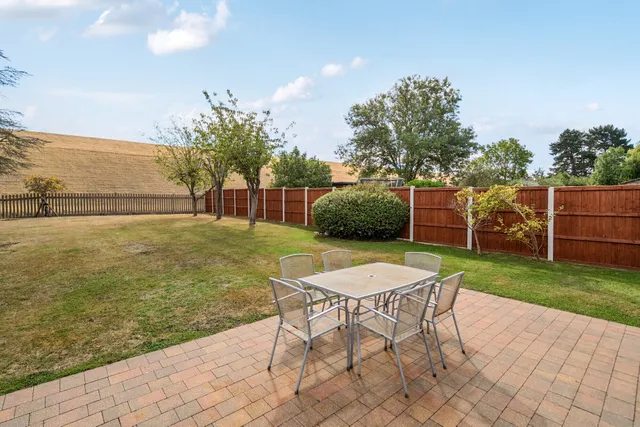 Coppermill Road, Staines-Upon-Thames, TW19