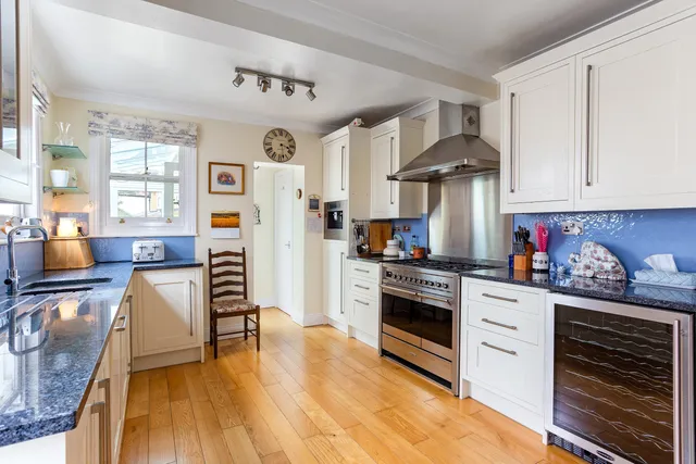 College Road, Epsom, KT17