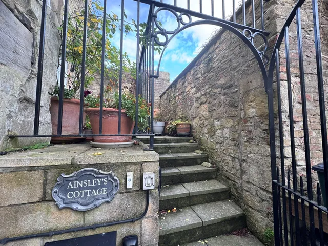 Belvedere, Lansdown, BA1