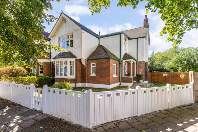 Wilmington Avenue, London, W4