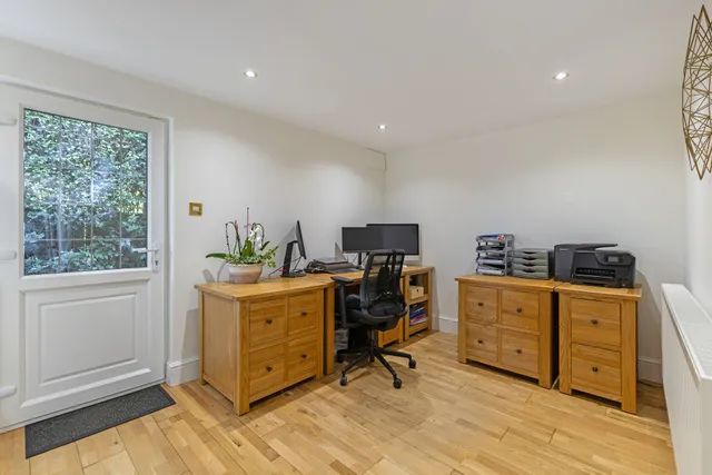 Rectory Road, Farnborough, GU14