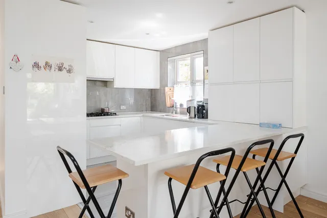 Da Gama Place, London, E14
