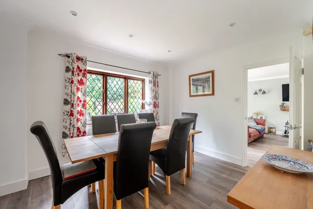 The Fairway, Weybridge, KT13
