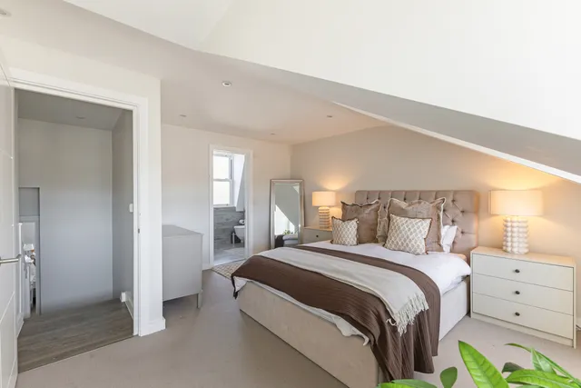 354a Old York Road, London, SW18