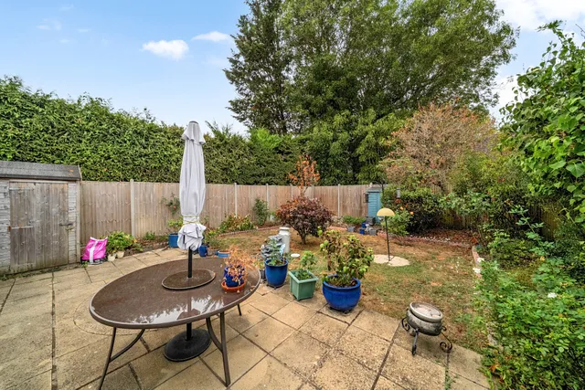 Wood Close, Windsor, SL4