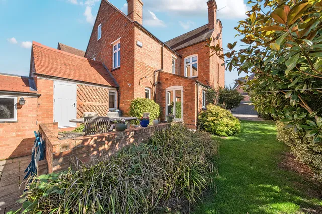 Mayfield Avenue, Stratford-Upon-Avon, CV37