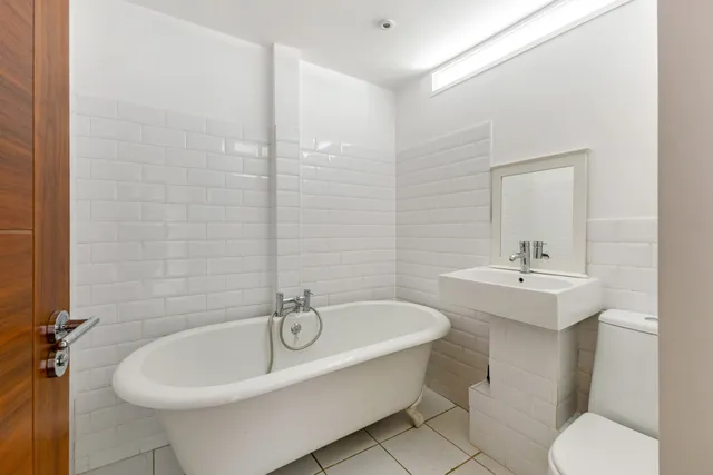 Devonshire Road, London, W4