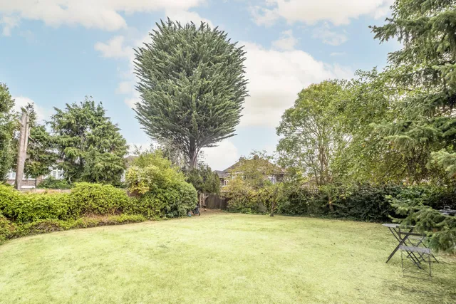 Putney Hill, London, SW15