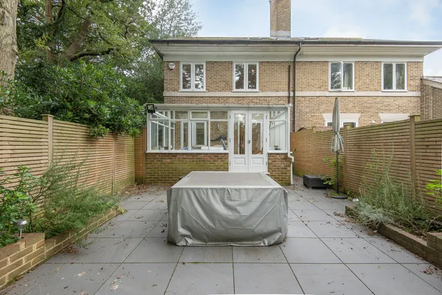 Kingston Hill Place, Kingston Upon Thames, KT2