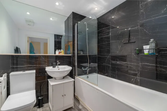 Stainsby Road, London, E14