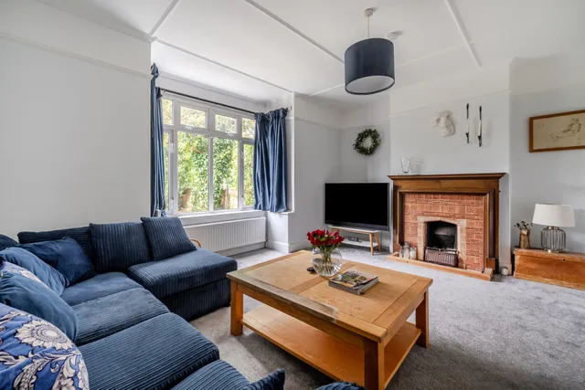 Eton Road, Datchet, SL3
