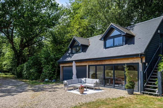 Turners Hill Road, Crawley Down, RH10