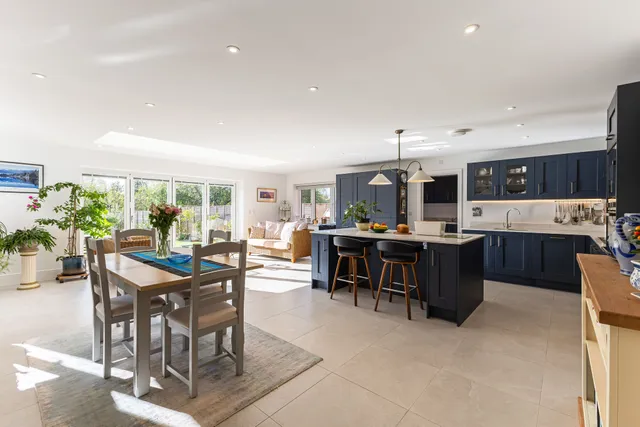 Deerhurst Gardens, Welford On Avon, CV37