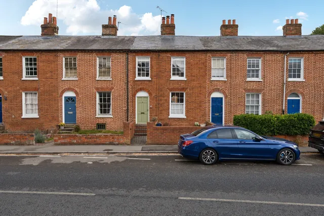 Shaw Road, Newbury, RG14