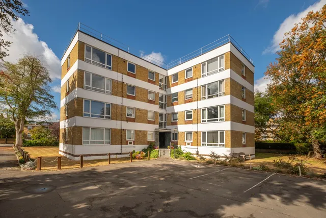 Manor Road, Teddington, TW11