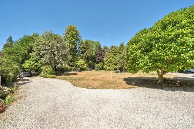 North Road, Hertford, SG14