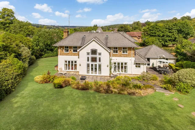 Brassey Hill, Oxted, RH8