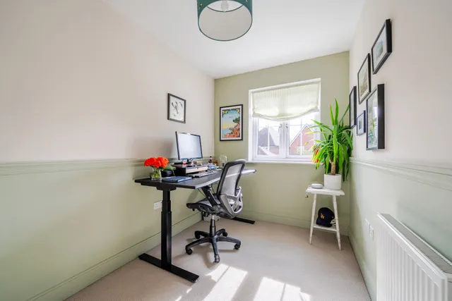 Emerald Avenue, Fleet, GU51