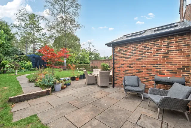 Weedon Hill, Amersham, HP6