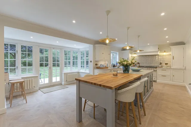 Bunces Shaw Road, Farley Hill, RG7