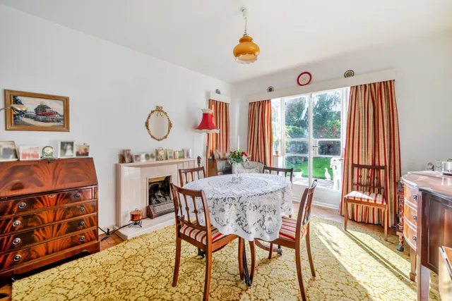 Pine Hill, Epsom, KT18