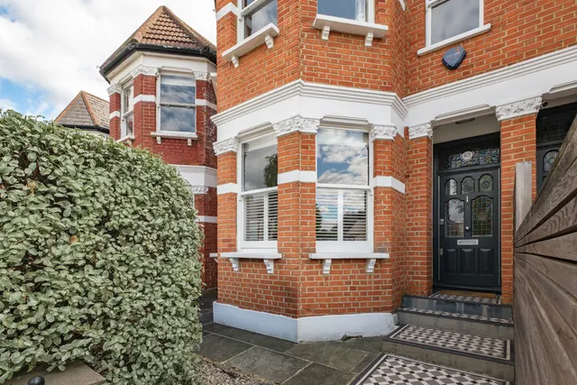 Victoria Road, London, N22