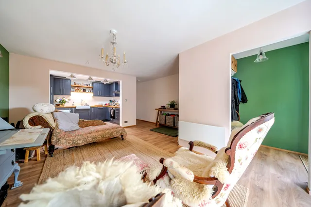 Station Road, Malmesbury, SN16