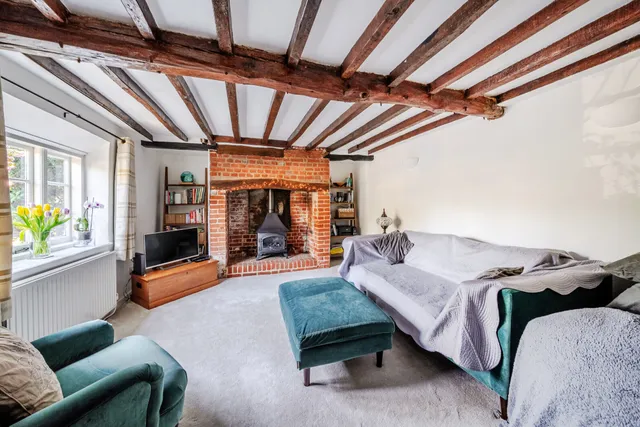 Upper Hale Road, Farnham, GU9