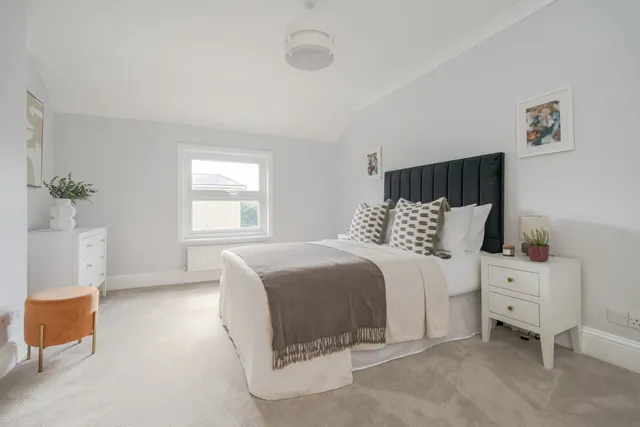 The Grove, Ealing, W5