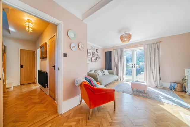 Tadworth Street, Tadworth, KT20