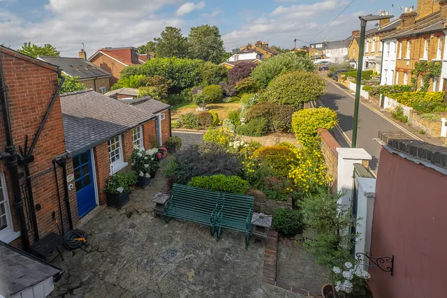 Park Road, Teddington, TW11