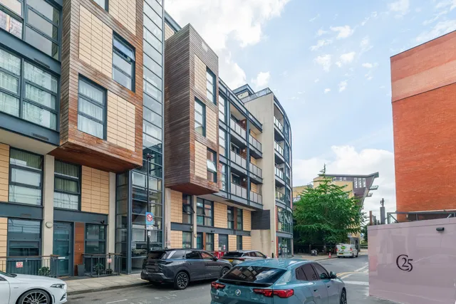 Manilla Street, London, E14