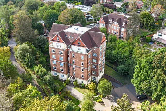 Wray Common Road, Reigate, RH2