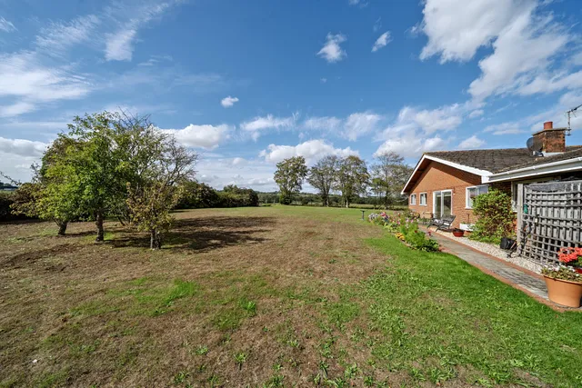 Forge Road, Kingsley, GU35