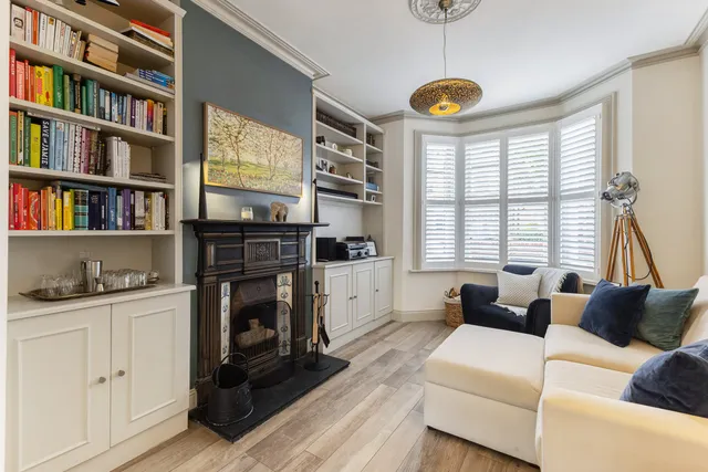 Priory Road, London, W4