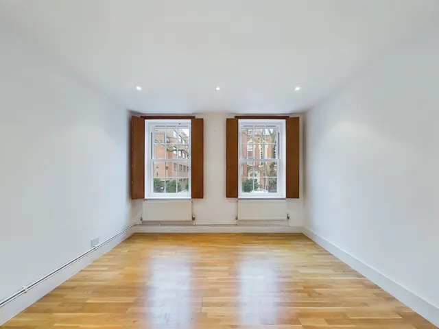 Hortensia Road, London, SW10