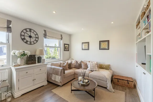 354a Old York Road, London, SW18